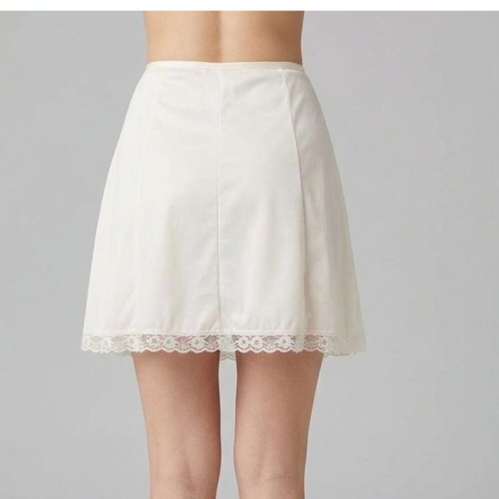 Vintage Mel-Lin Half Slip Skirt Small Ivory Nylon Lace Trim Underskirt USA Vtg